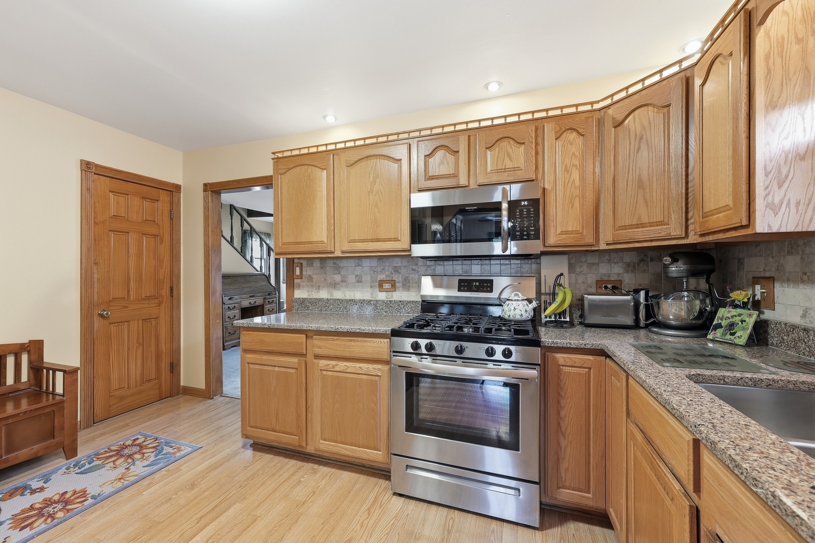 9637 Rutherford Avenue, Oak Lawn, IL 60453