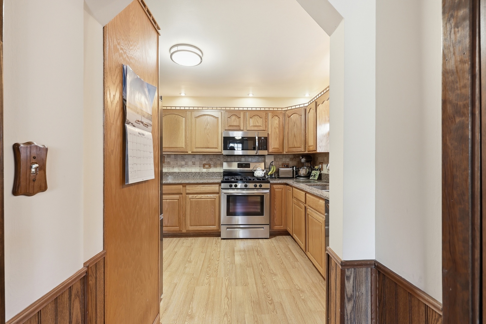 9637 Rutherford Avenue, Oak Lawn, IL 60453