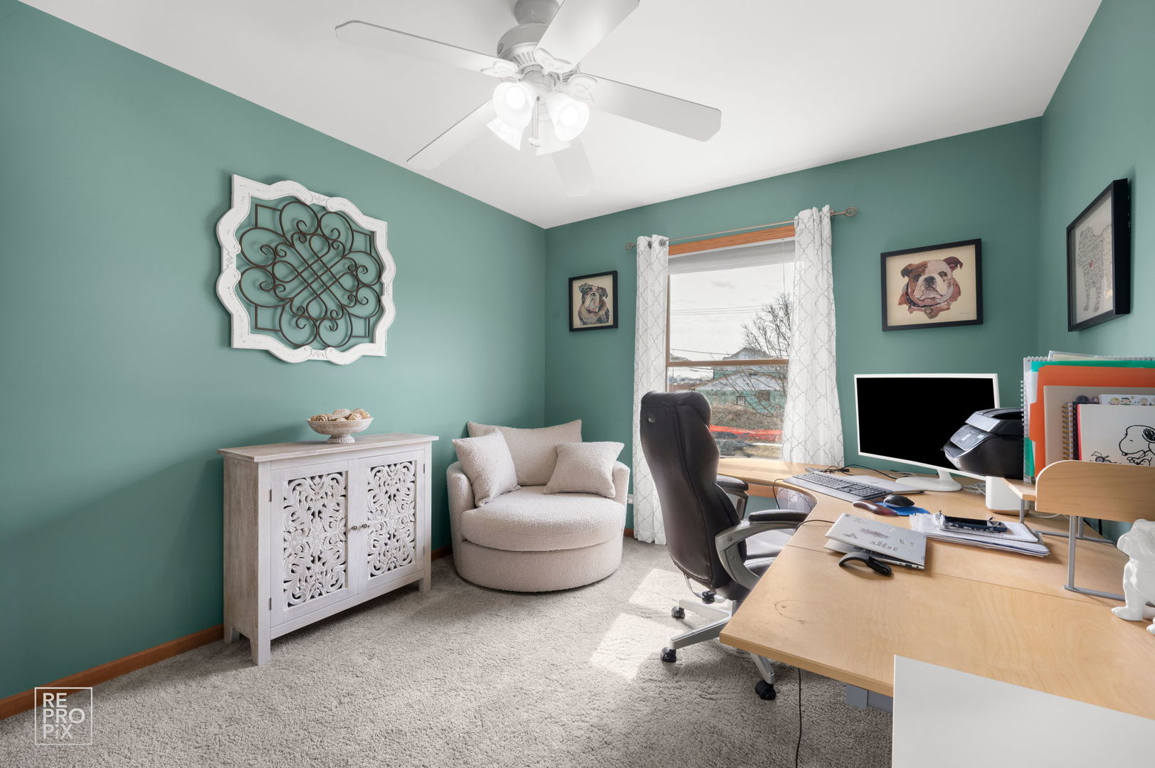 560 E Armitage Avenue, Addison, IL 60101