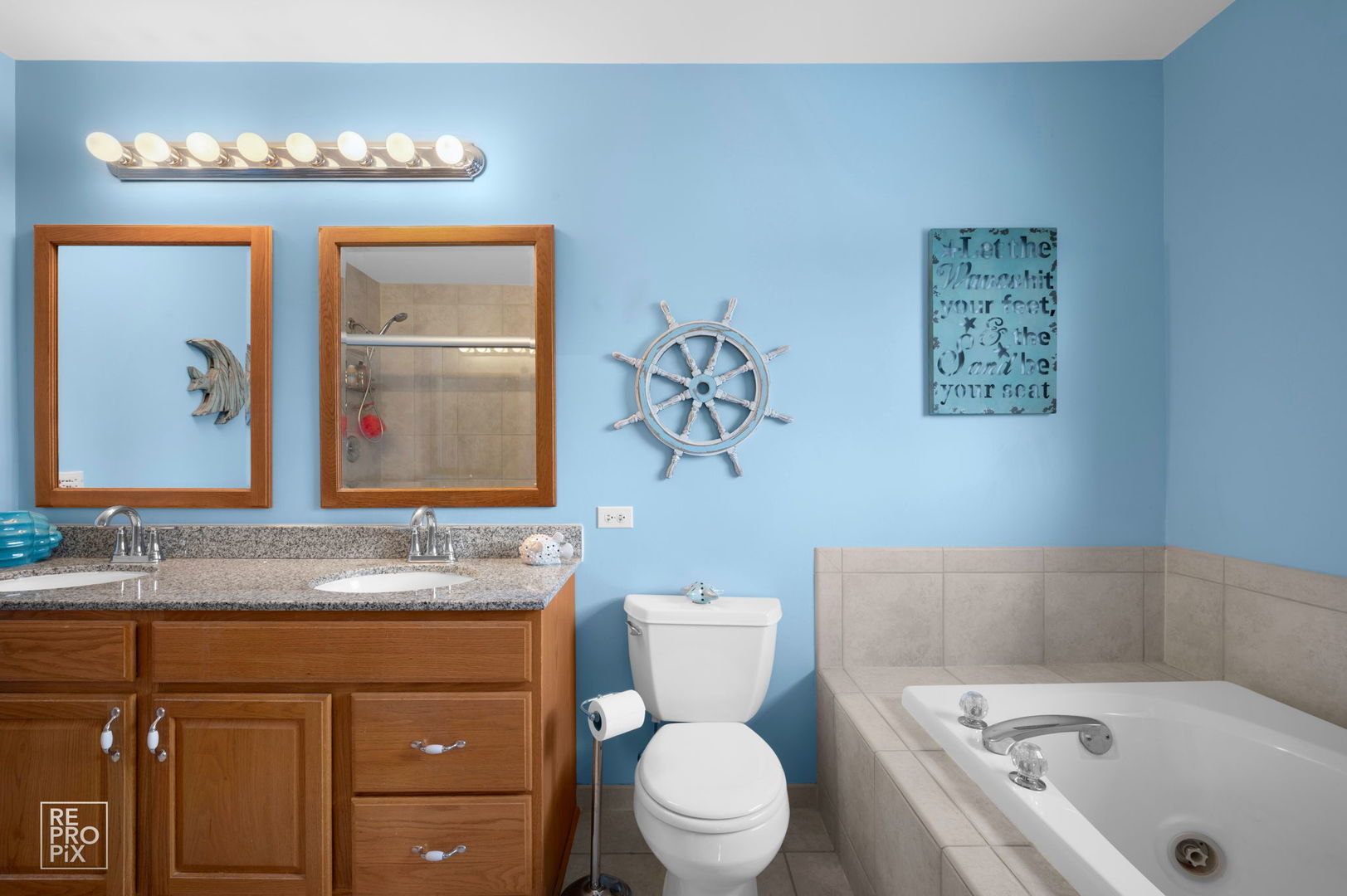 560 E Armitage Avenue, Addison, IL 60101