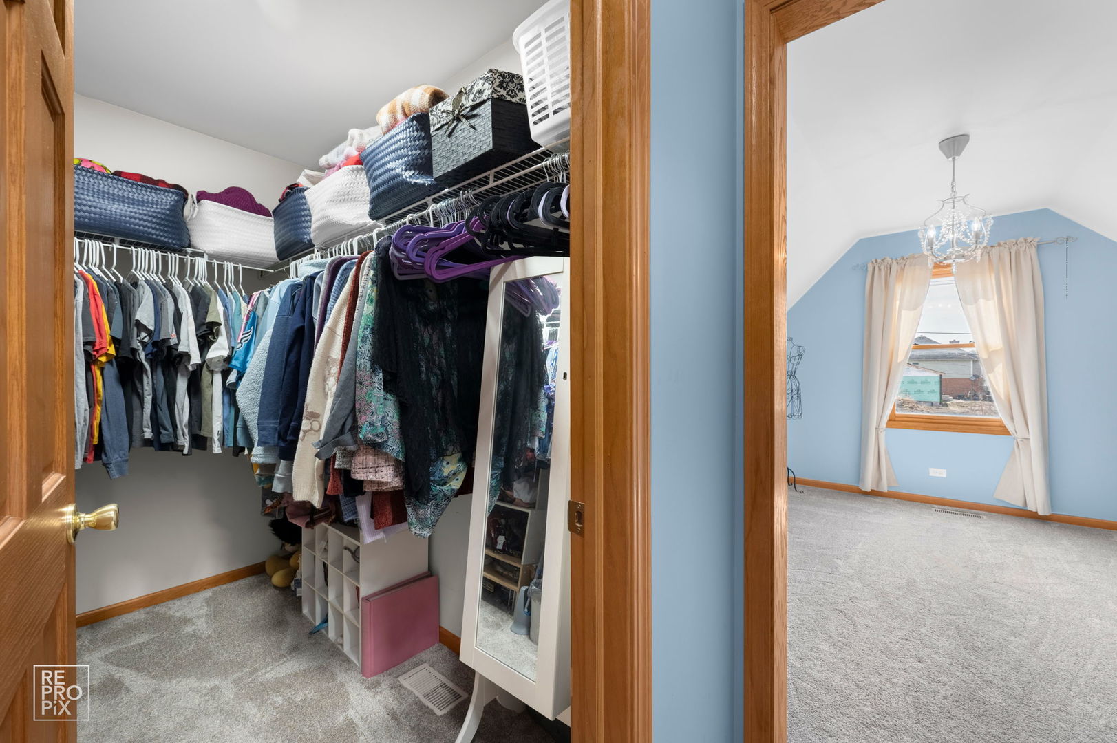 560 E Armitage Avenue, Addison, IL 60101