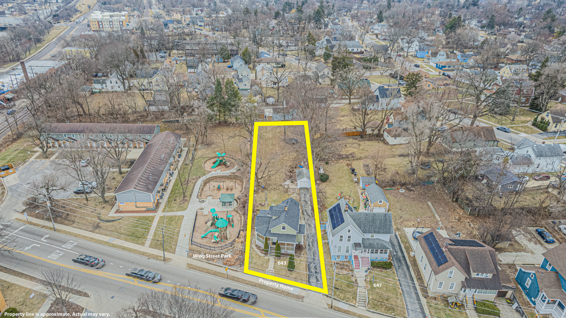 643 Wing Street, Elgin, IL 60123