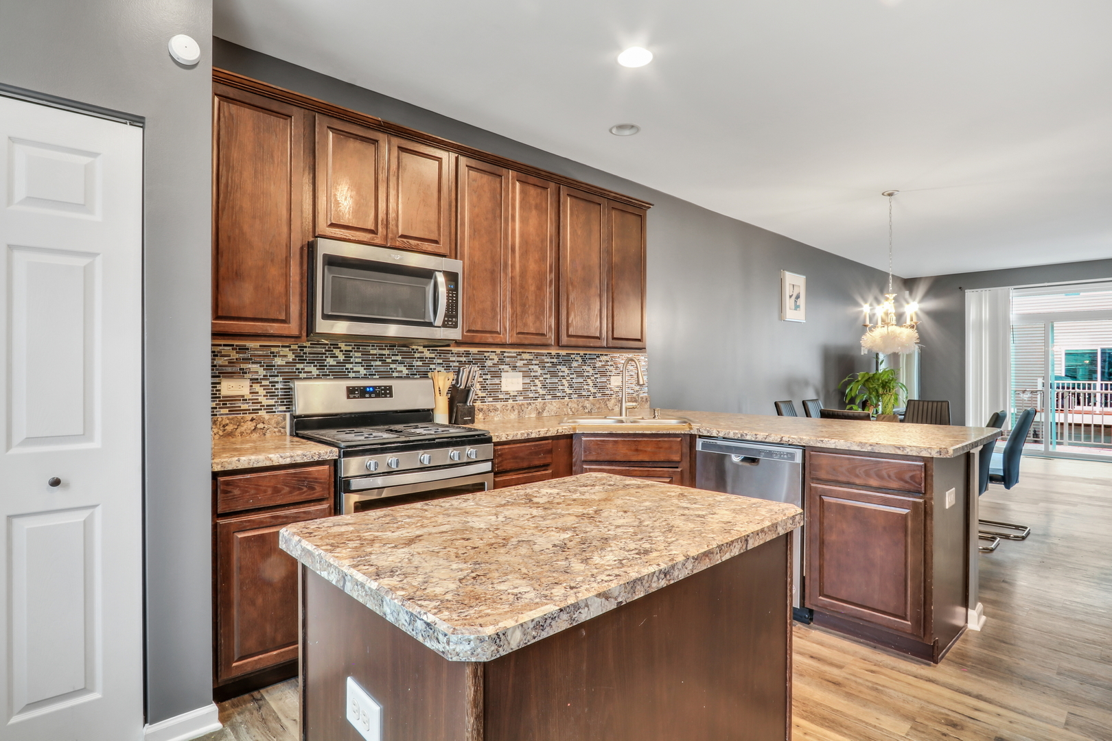 214 Lionel Drive, Grayslake, IL 60030