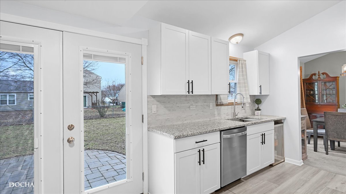 890 Fieldside Lane, Aurora, IL 60504