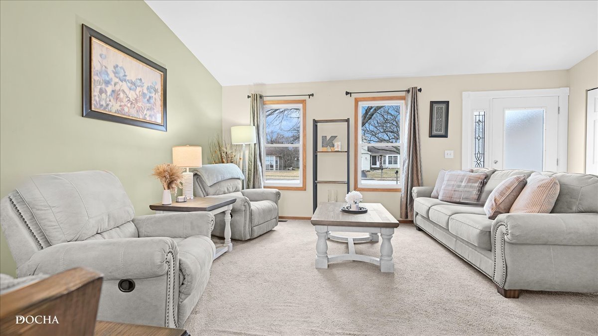 890 Fieldside Lane, Aurora, IL 60504