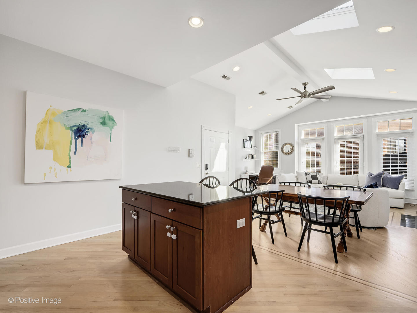 3042 N Oakley Avenue #3S, Chicago, IL 60618