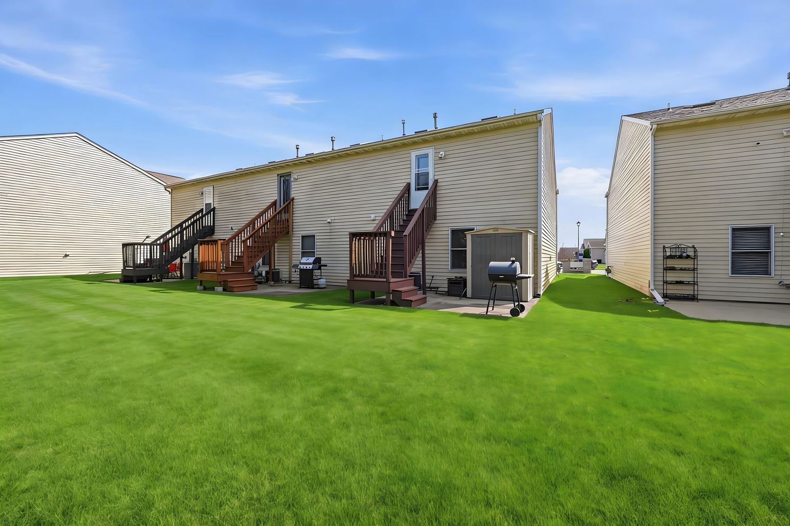 1497 Stonefield Drive, DeKalb, IL 60115