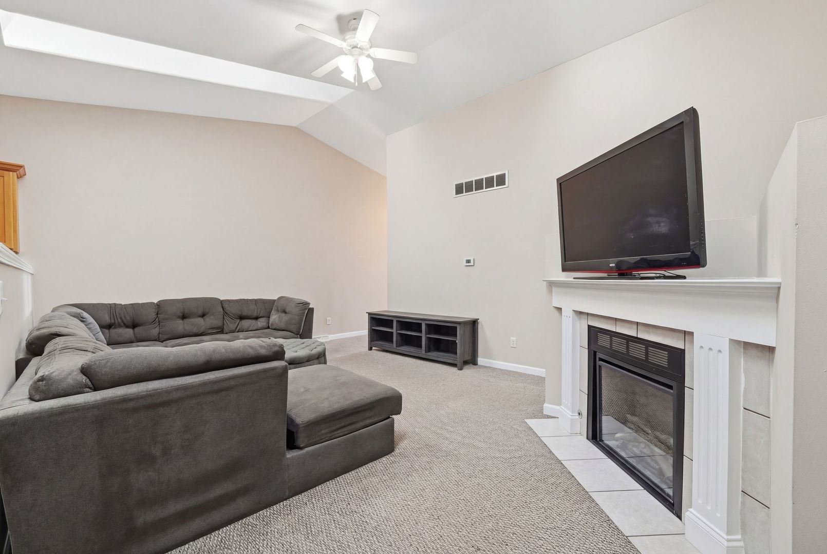 1497 Stonefield Drive, DeKalb, IL 60115