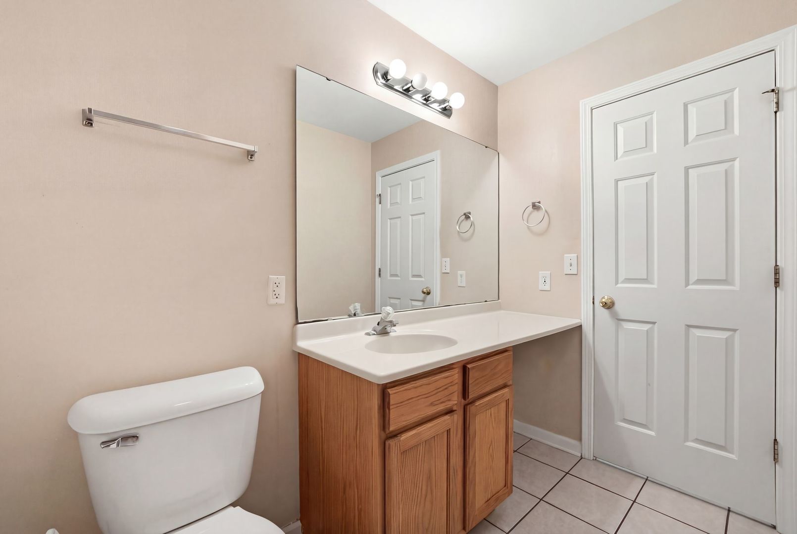 1497 Stonefield Drive, DeKalb, IL 60115