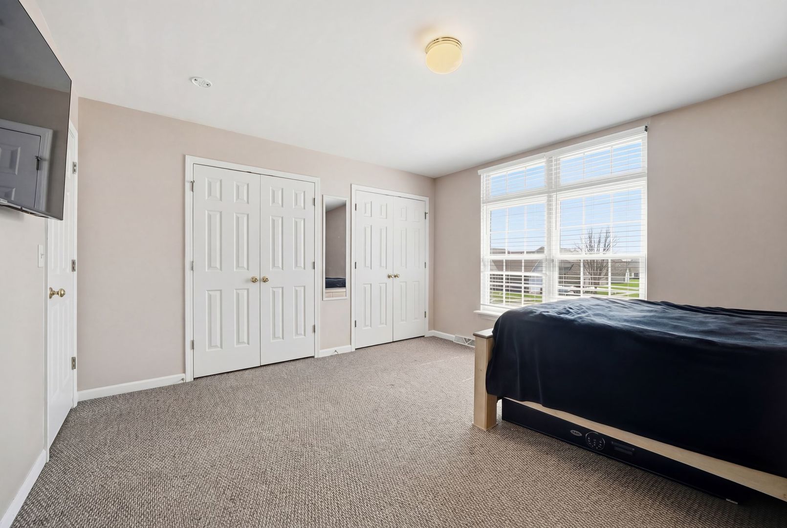 1497 Stonefield Drive, DeKalb, IL 60115