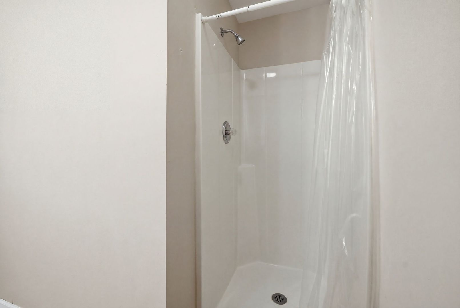 1497 Stonefield Drive, DeKalb, IL 60115