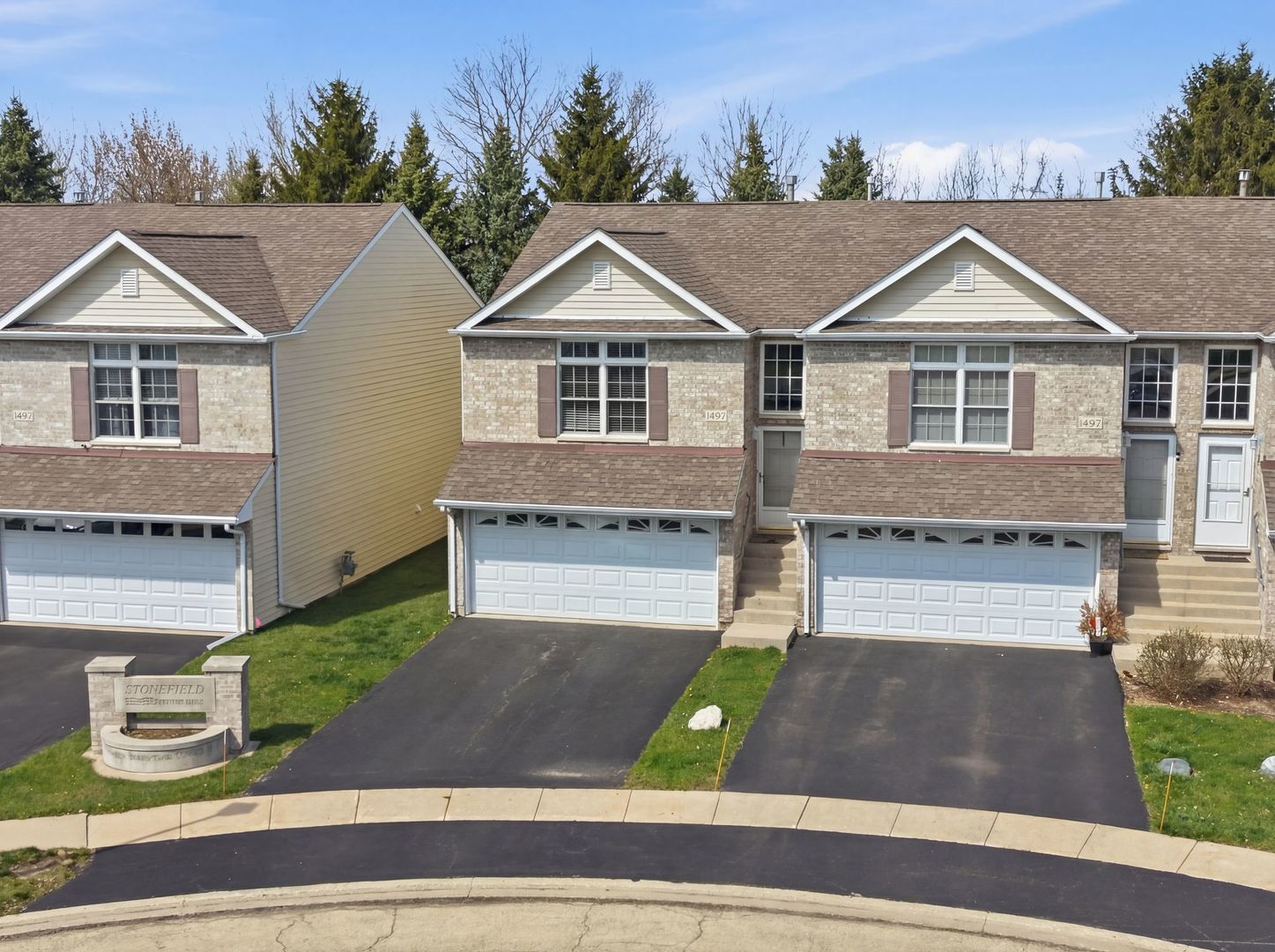 1497 Stonefield Drive, DeKalb, IL 60115