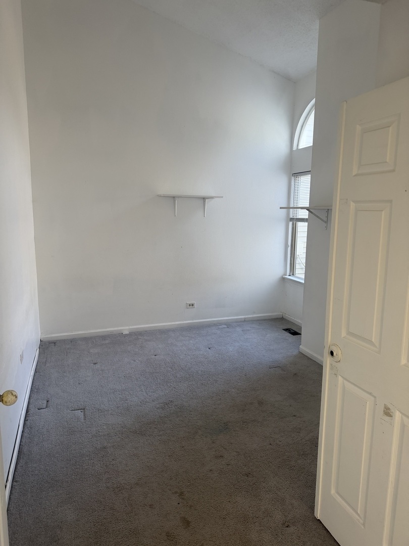 1009 PHEASANT RUN Lane, Aurora, IL 60504