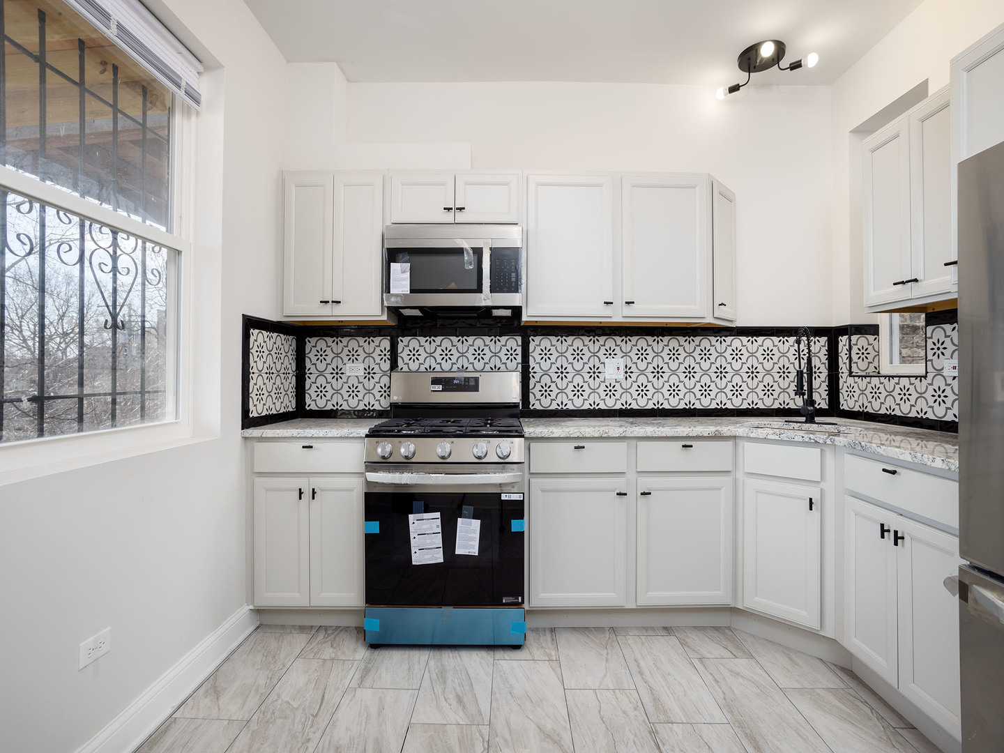 5033 W Washington Boulevard, Chicago, IL 60644