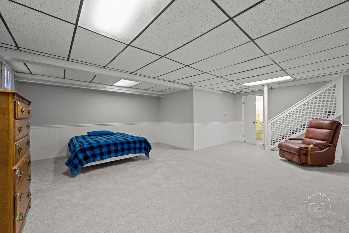 2408 Barkdoll Road, Naperville, IL 60565