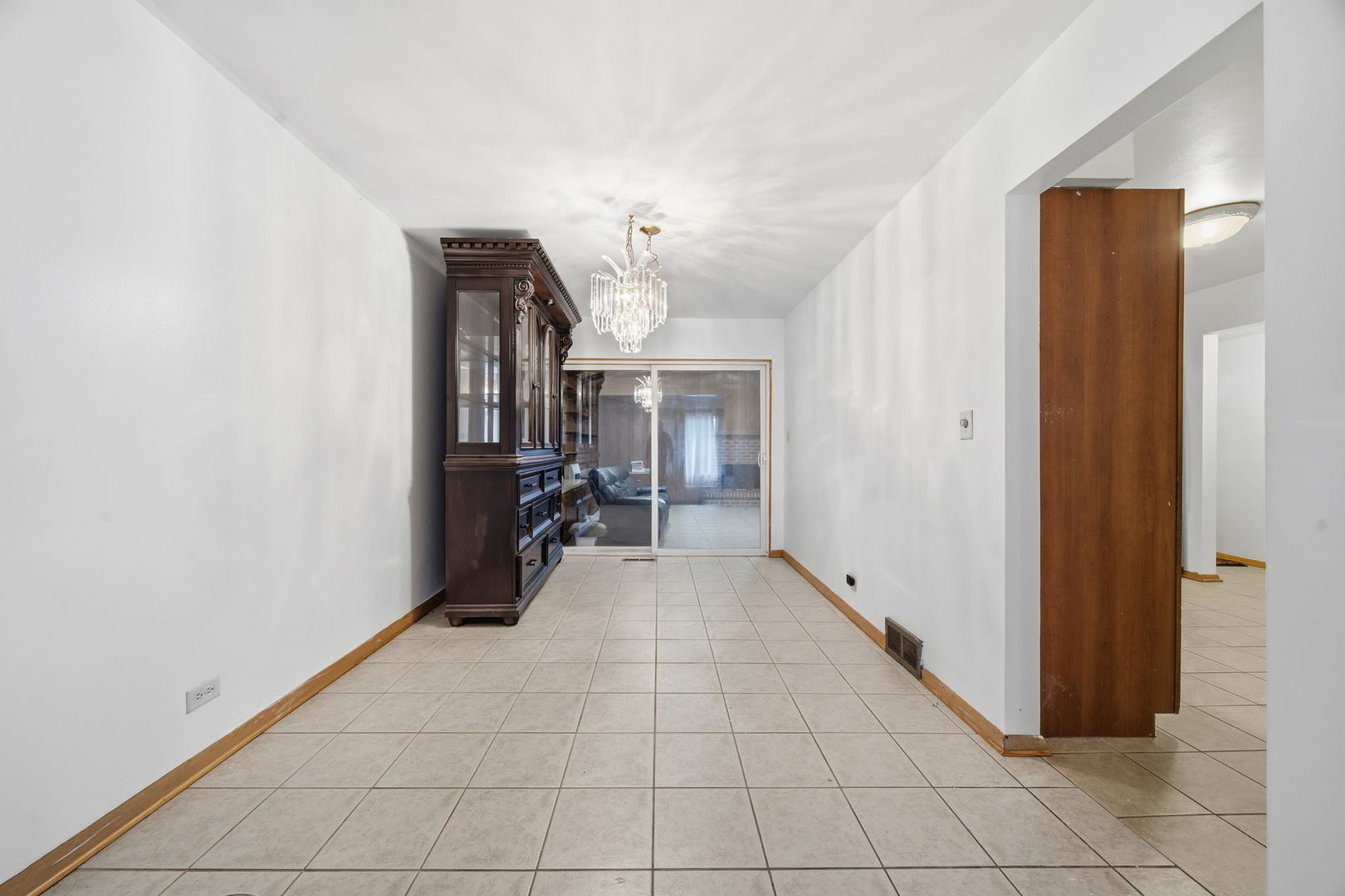 452 E 167th Street, South Holland, IL 60473