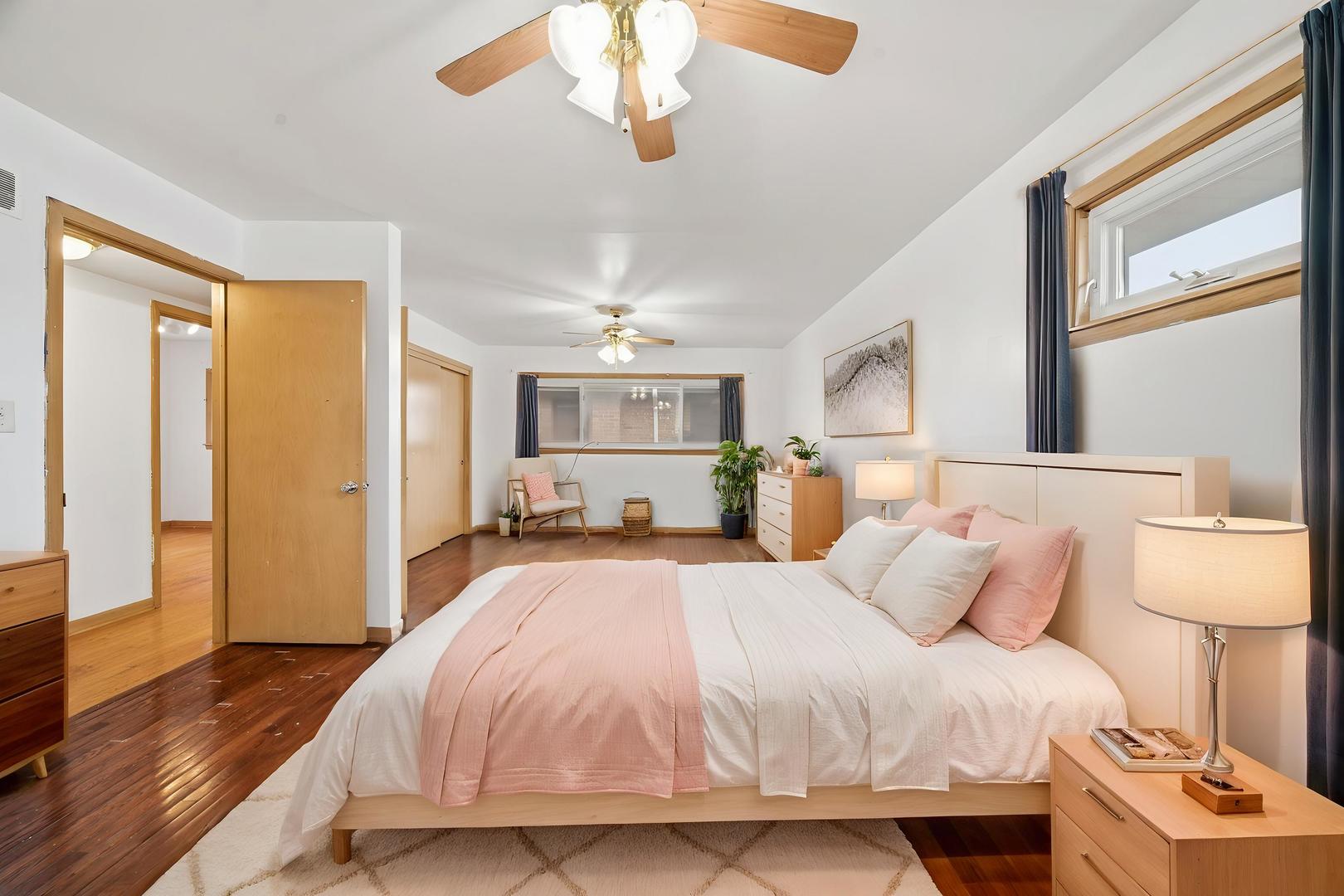 452 E 167th Street, South Holland, IL 60473