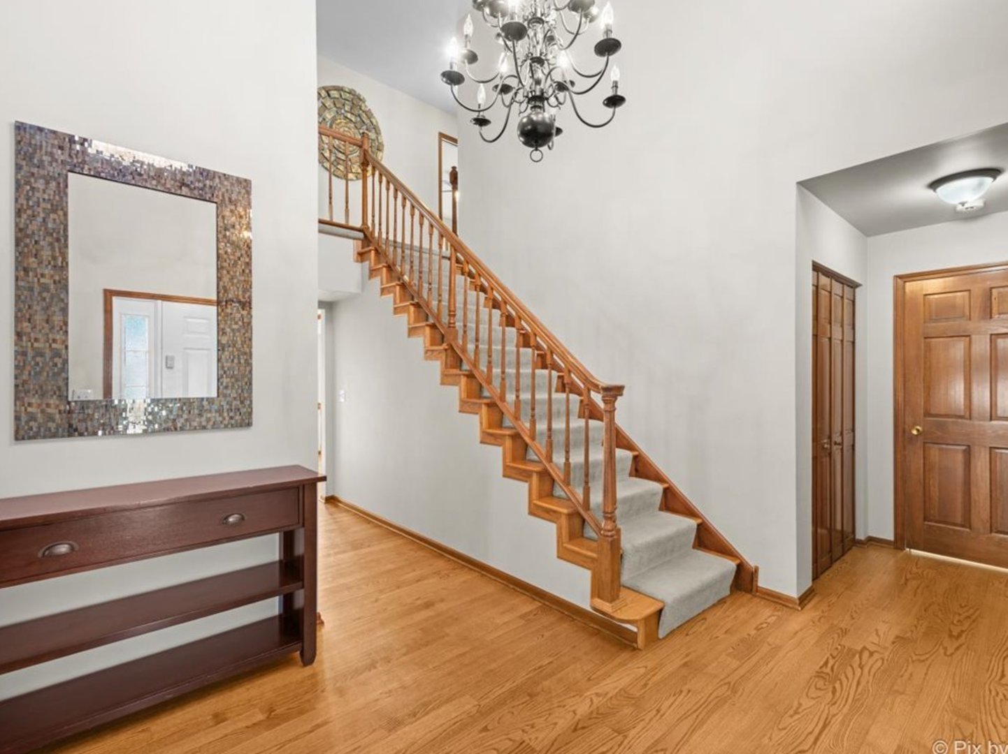 113 S Windham Lane, Bloomingdale, IL 60108