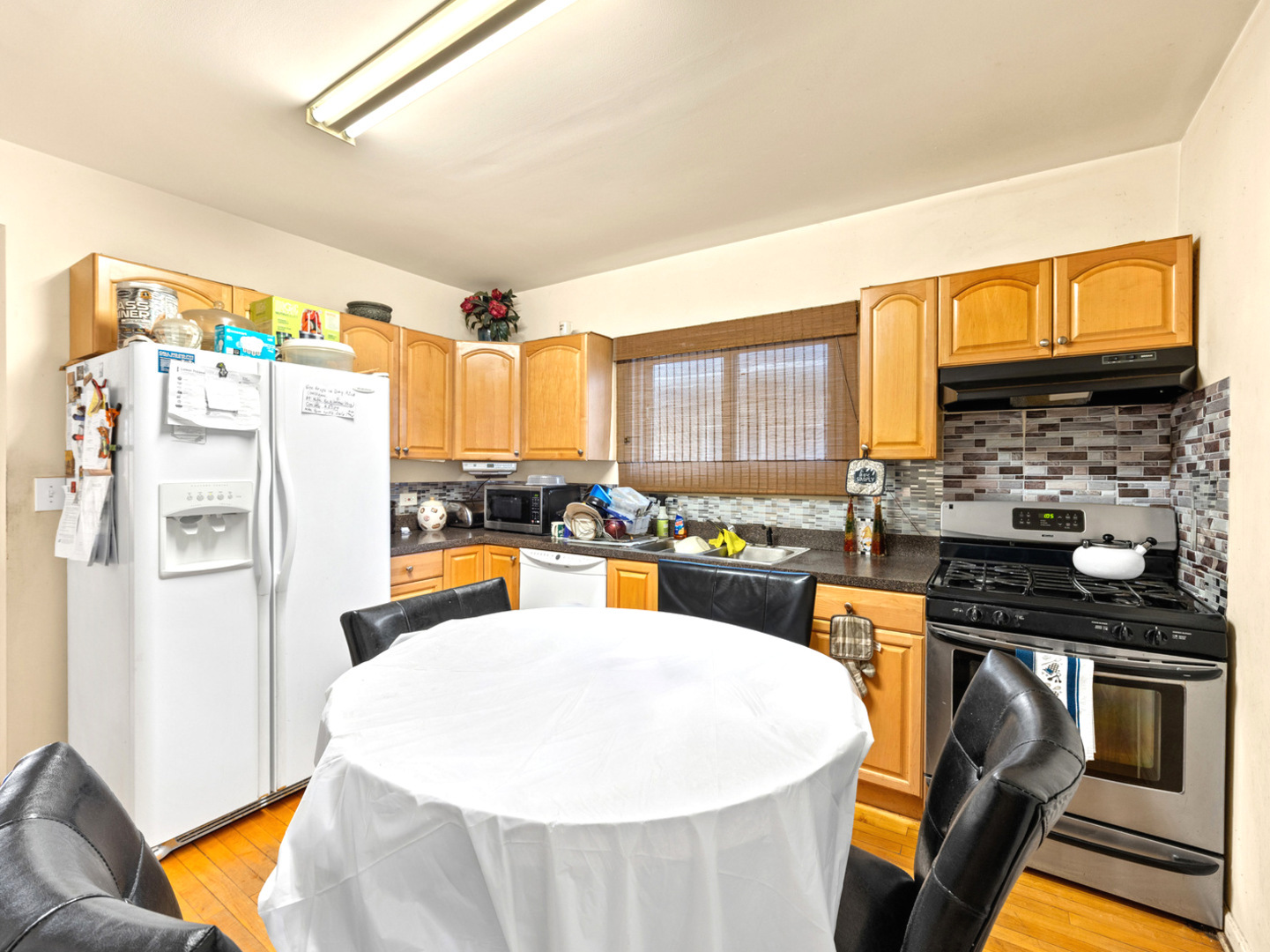 2610 Glos Avenue, Bellwood, IL 60104