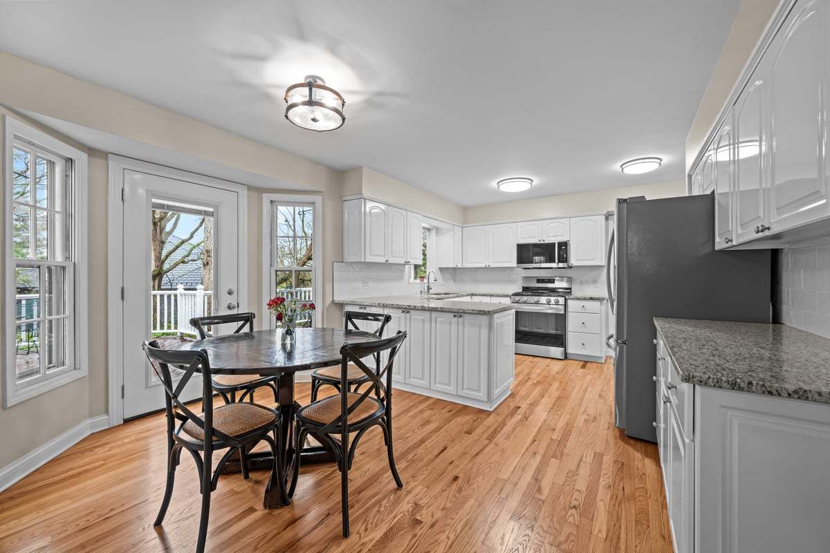 1002 Shimer Court, Naperville, IL 60565