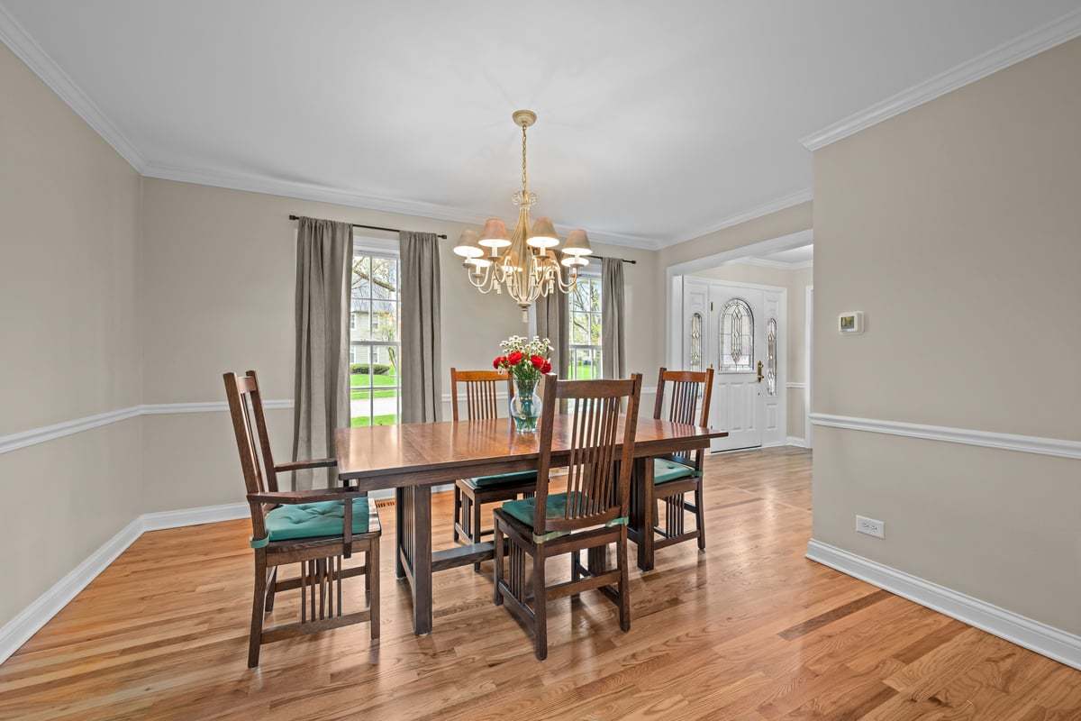 1002 Shimer Court, Naperville, IL 60565