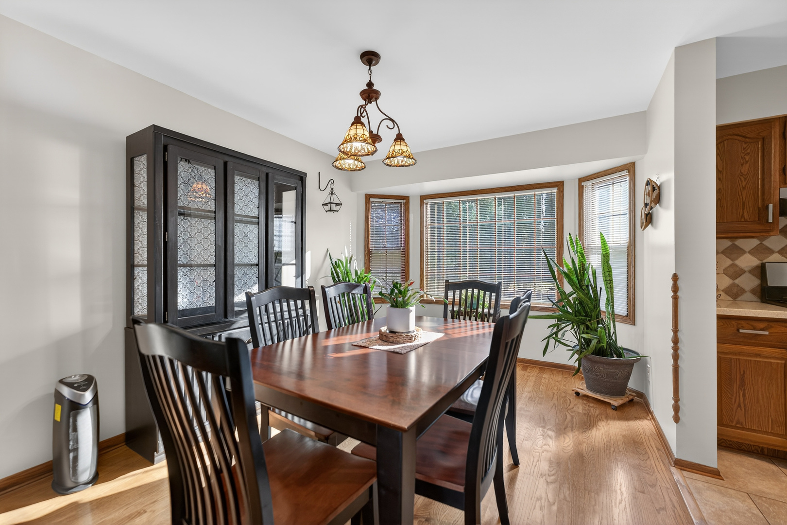 1524 John Street, Sycamore, IL 60178