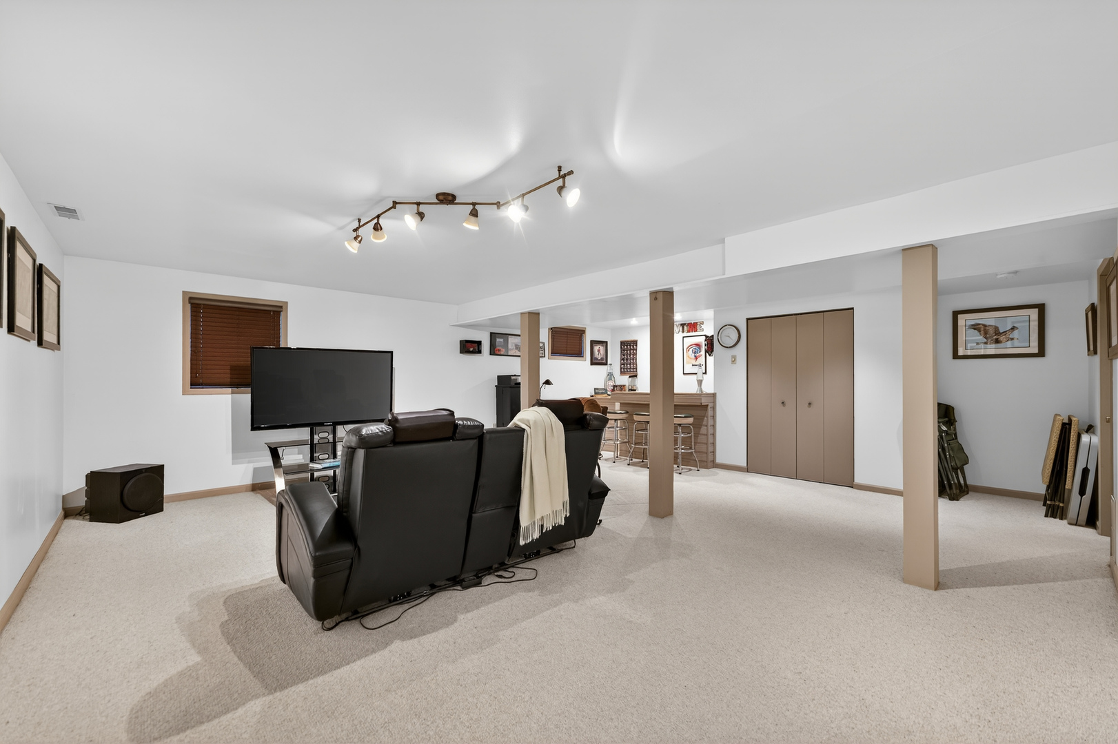 1524 John Street, Sycamore, IL 60178