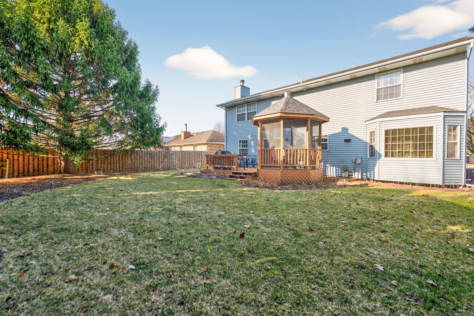 1524 John Street, Sycamore, IL 60178