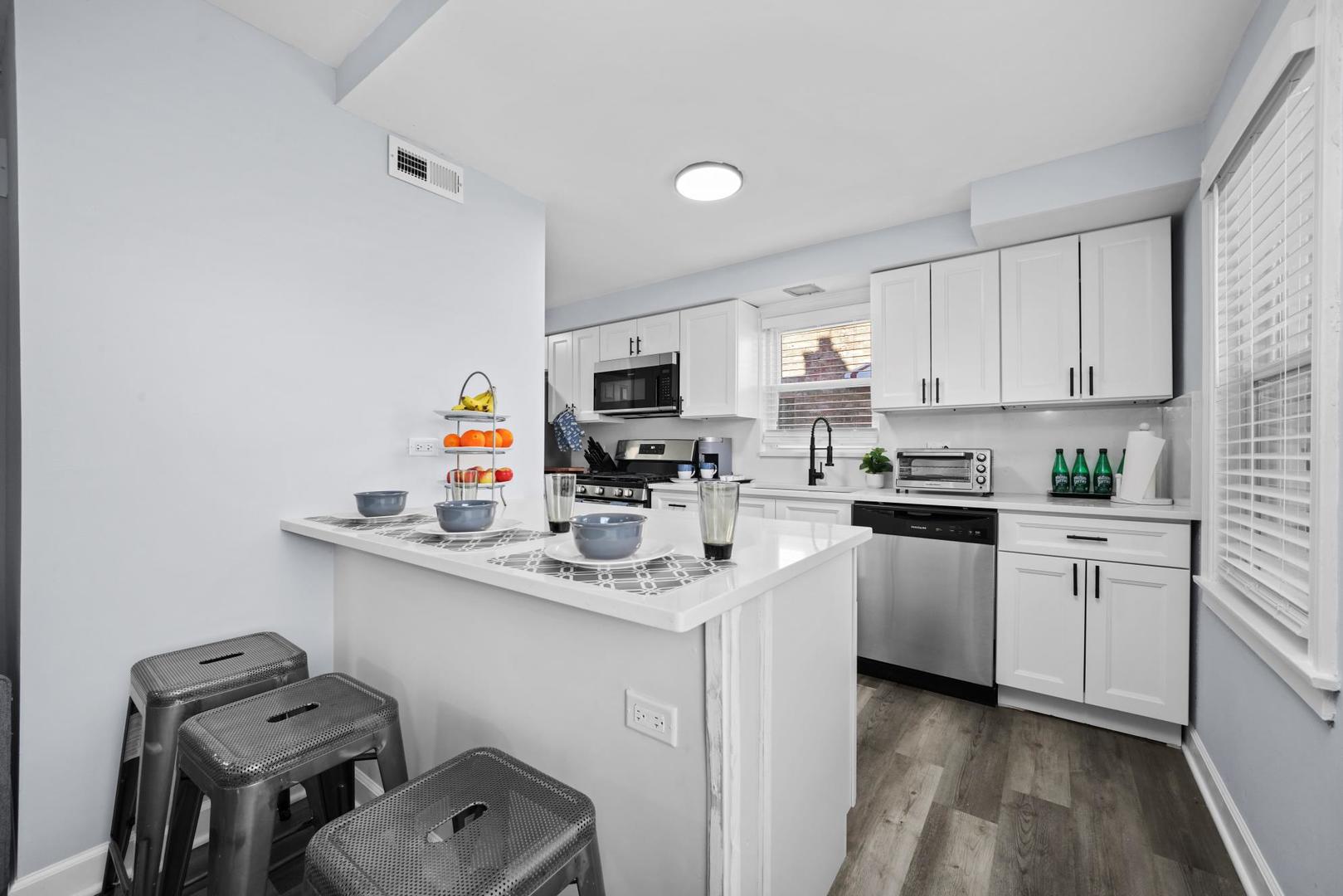 1714 N 73rd Court, Elmwood Park, IL 60707