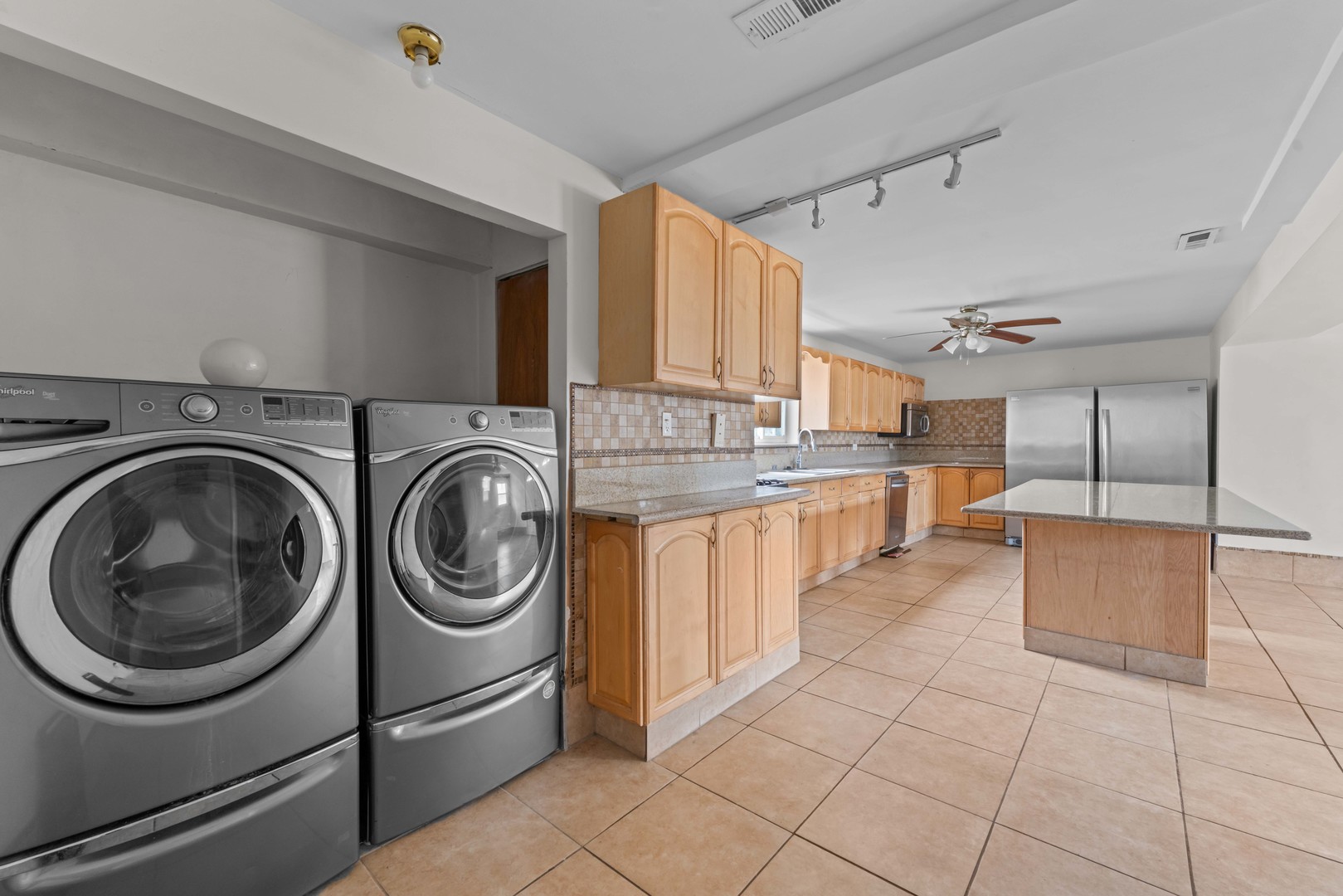 2 Wild Cherry Lane, Palos Park, IL 60464