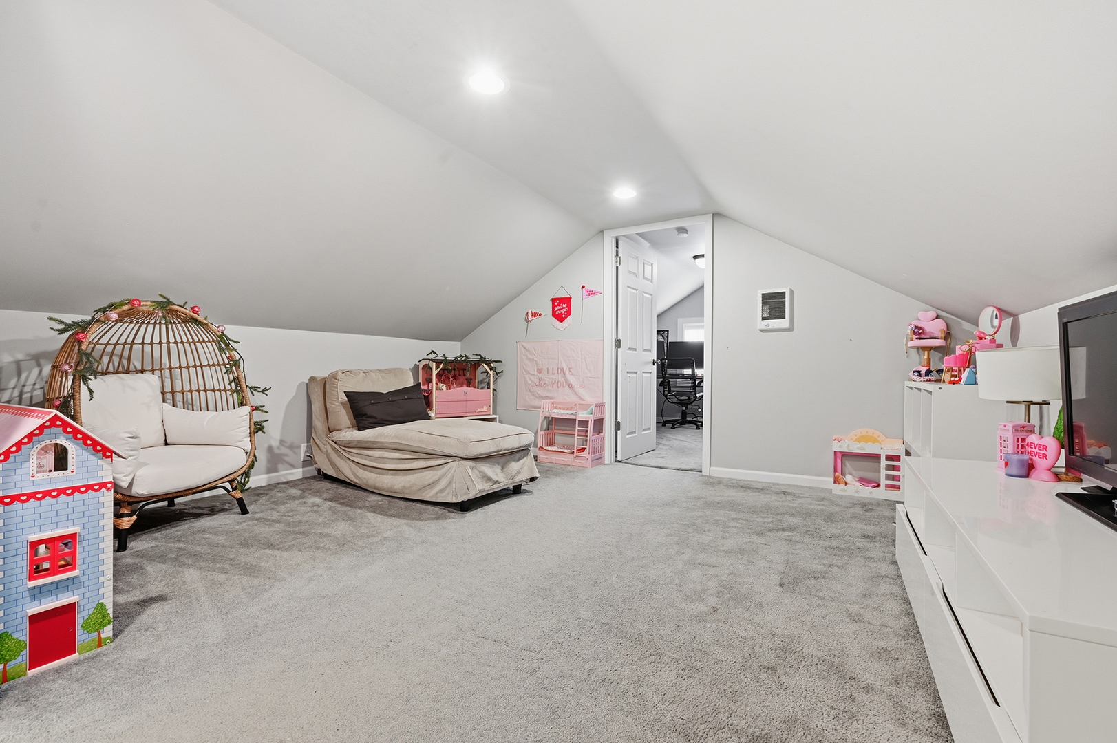 2714 Clarence Avenue, Berwyn, IL 60402