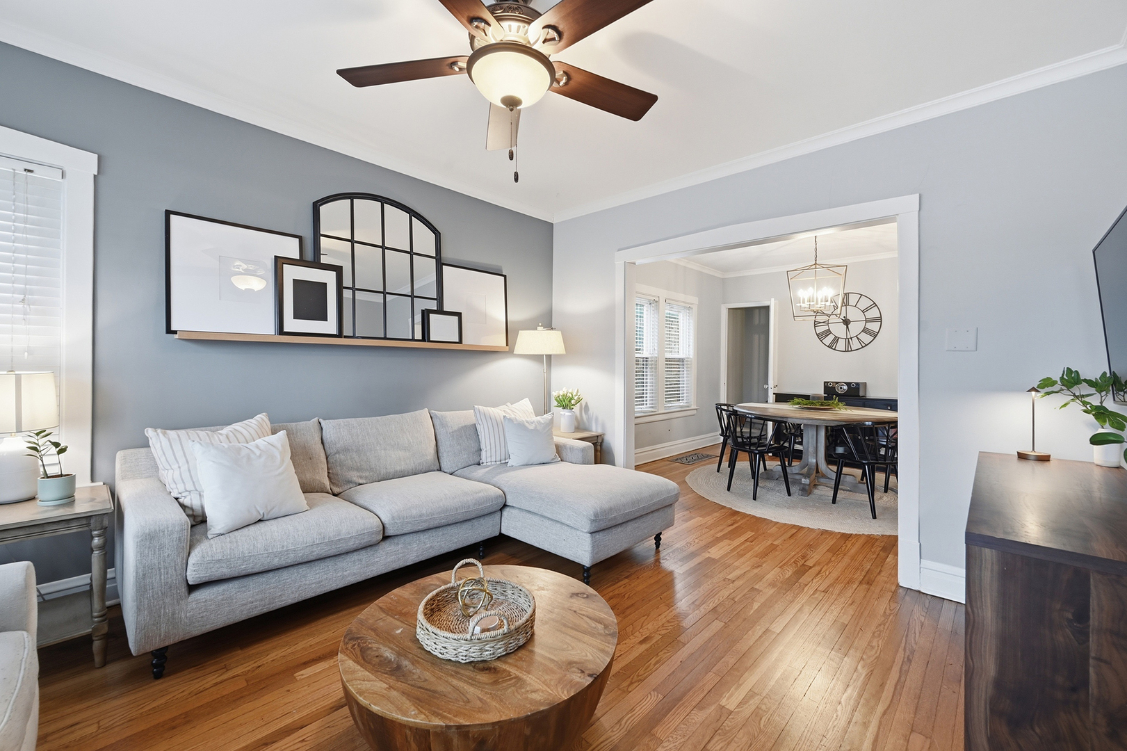 2714 Clarence Avenue, Berwyn, IL 60402