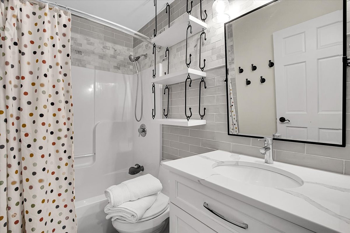 1557 Melbourne Street, Elburn, IL 60119