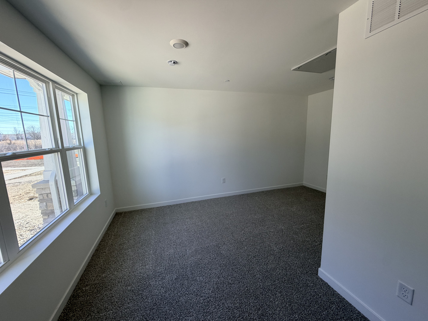 563 yosemite Way #563, Mundelein, IL 60060