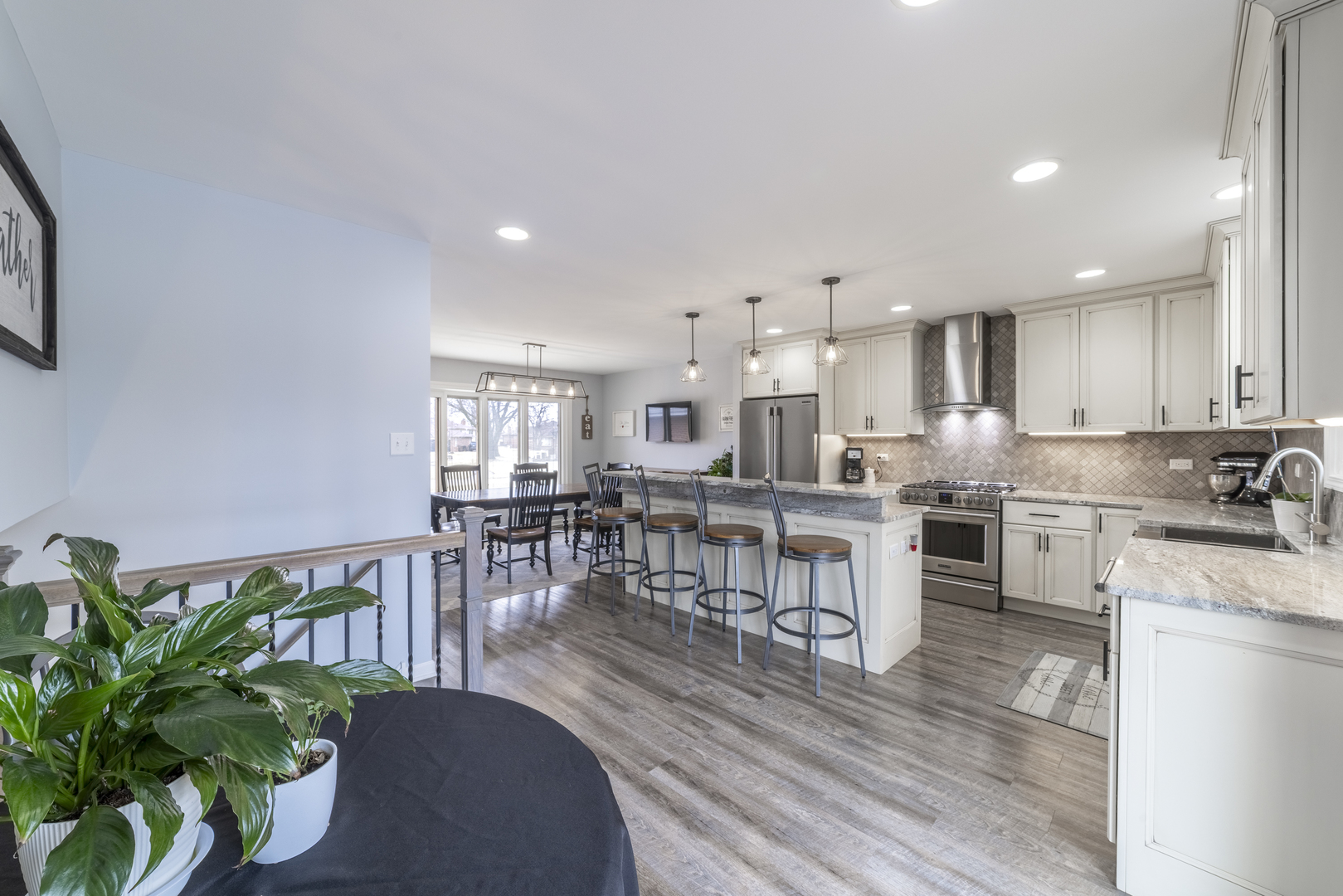 16612 Meadow Court, Tinley Park, IL 60477