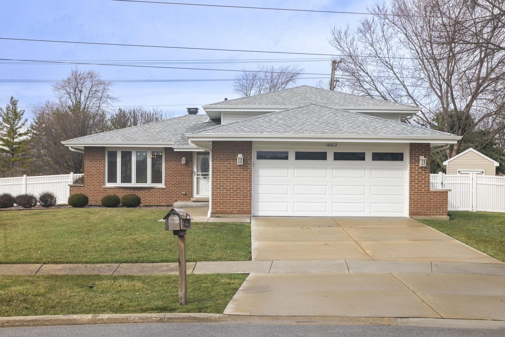 16612 Meadow Court, Tinley Park, IL 60477