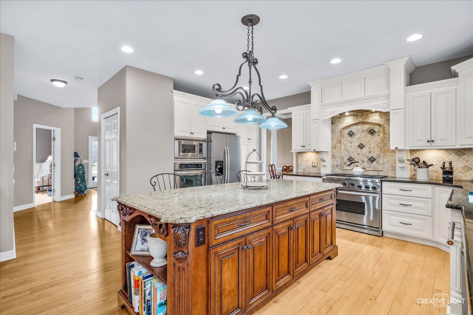 4204 Falkner Drive, Naperville, IL 60564