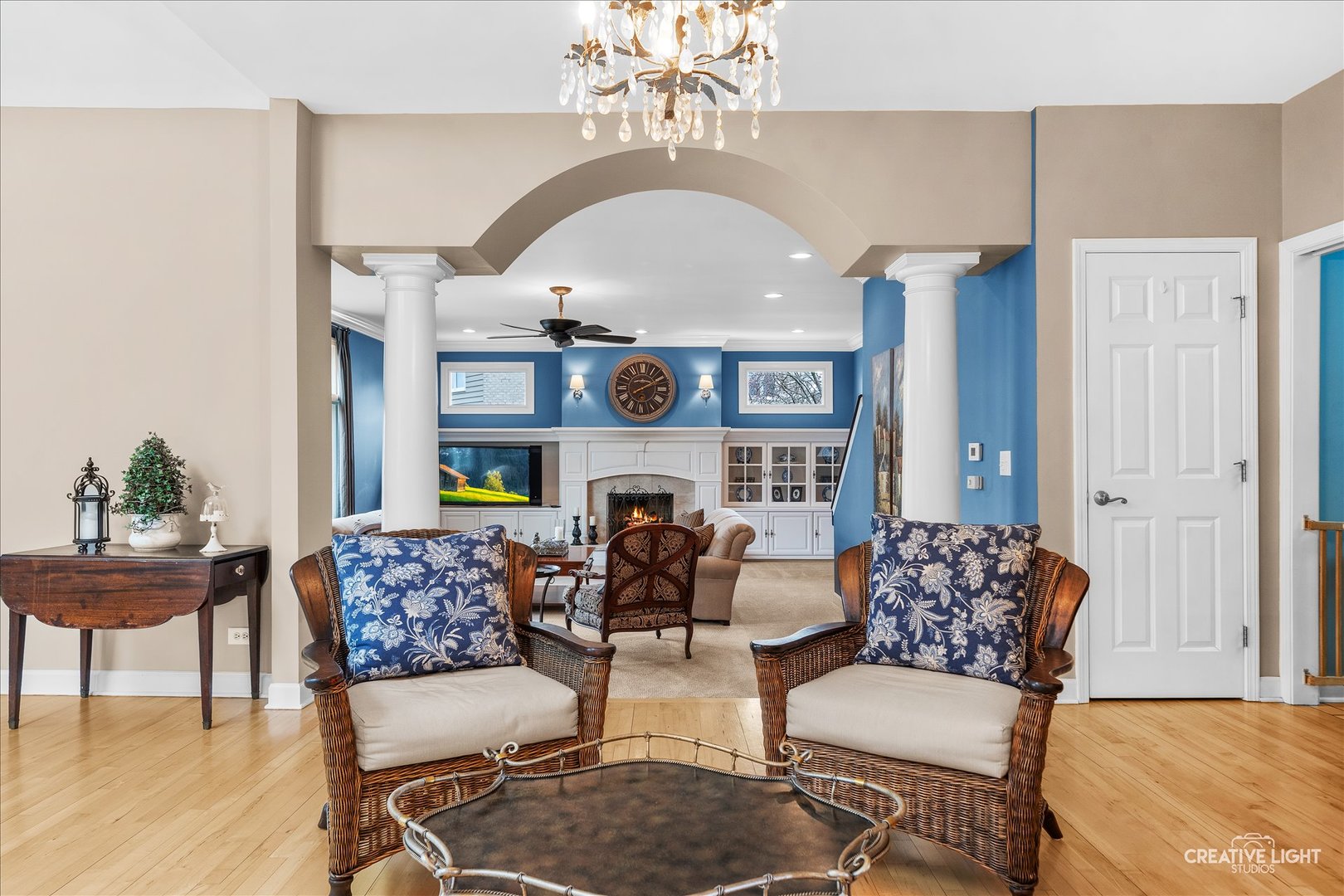 4204 Falkner Drive, Naperville, IL 60564