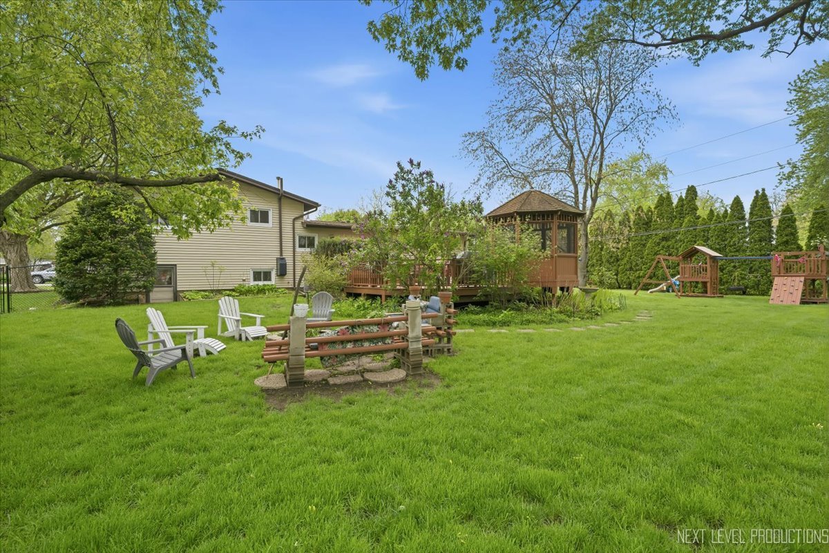 29W454 Ray Avenue, West Chicago, IL 60185