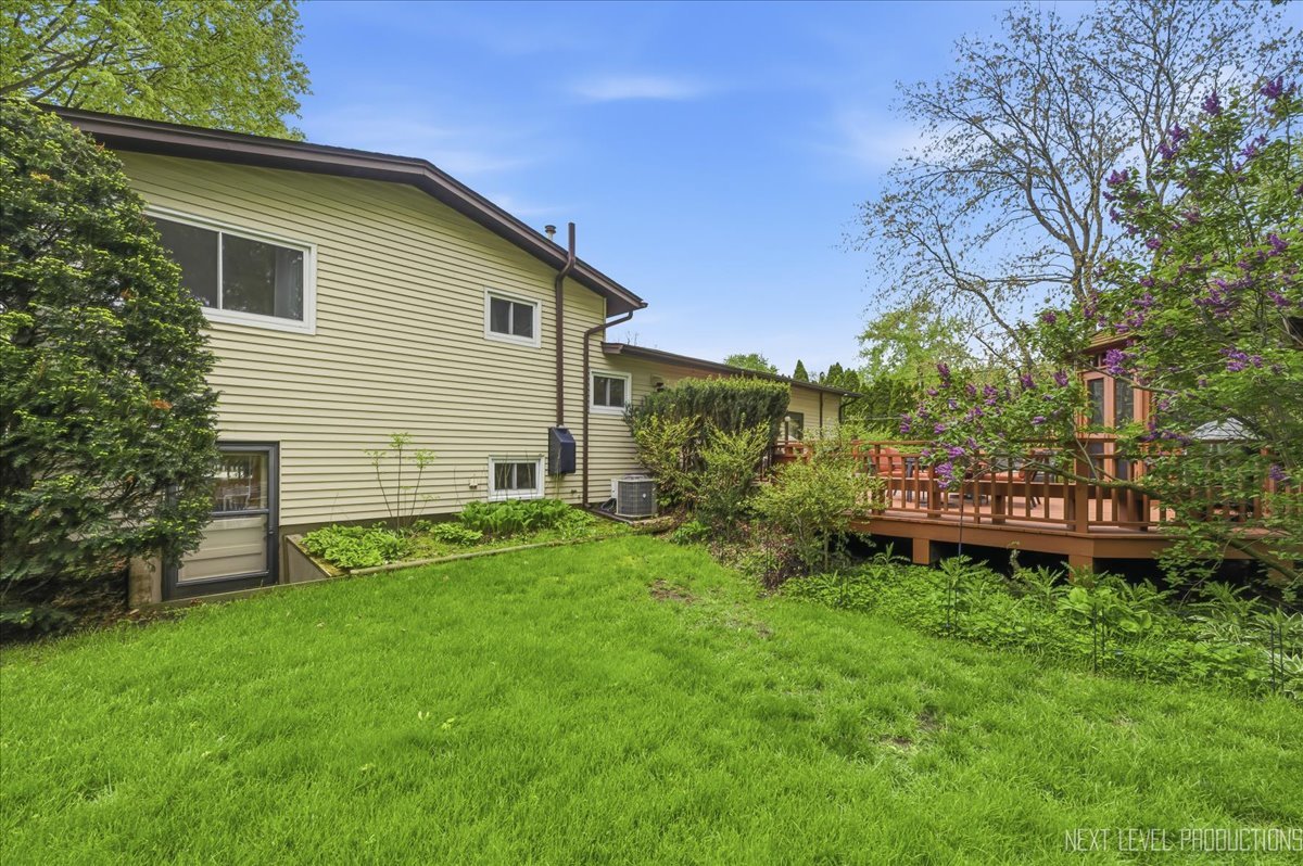 29W454 Ray Avenue, West Chicago, IL 60185