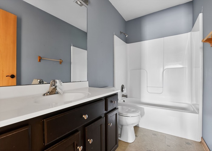 1605 ILES Avenue, Belvidere, IL 61008