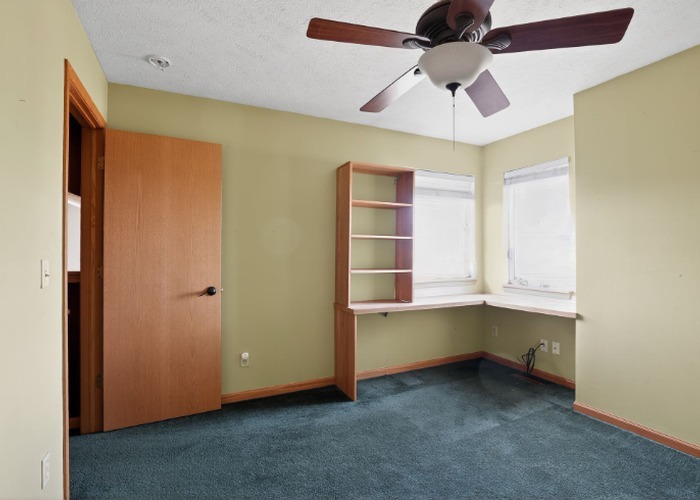 1605 ILES Avenue, Belvidere, IL 61008