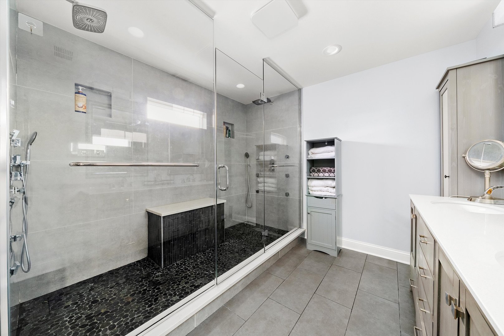 2637 Oak Street, River Grove, IL 60171