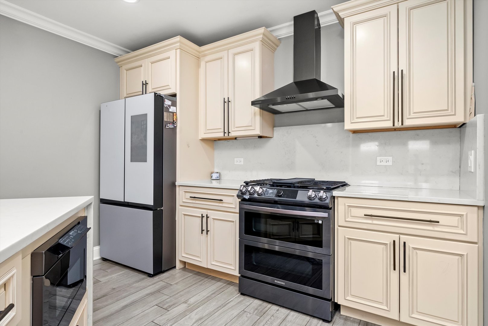 2637 Oak Street, River Grove, IL 60171