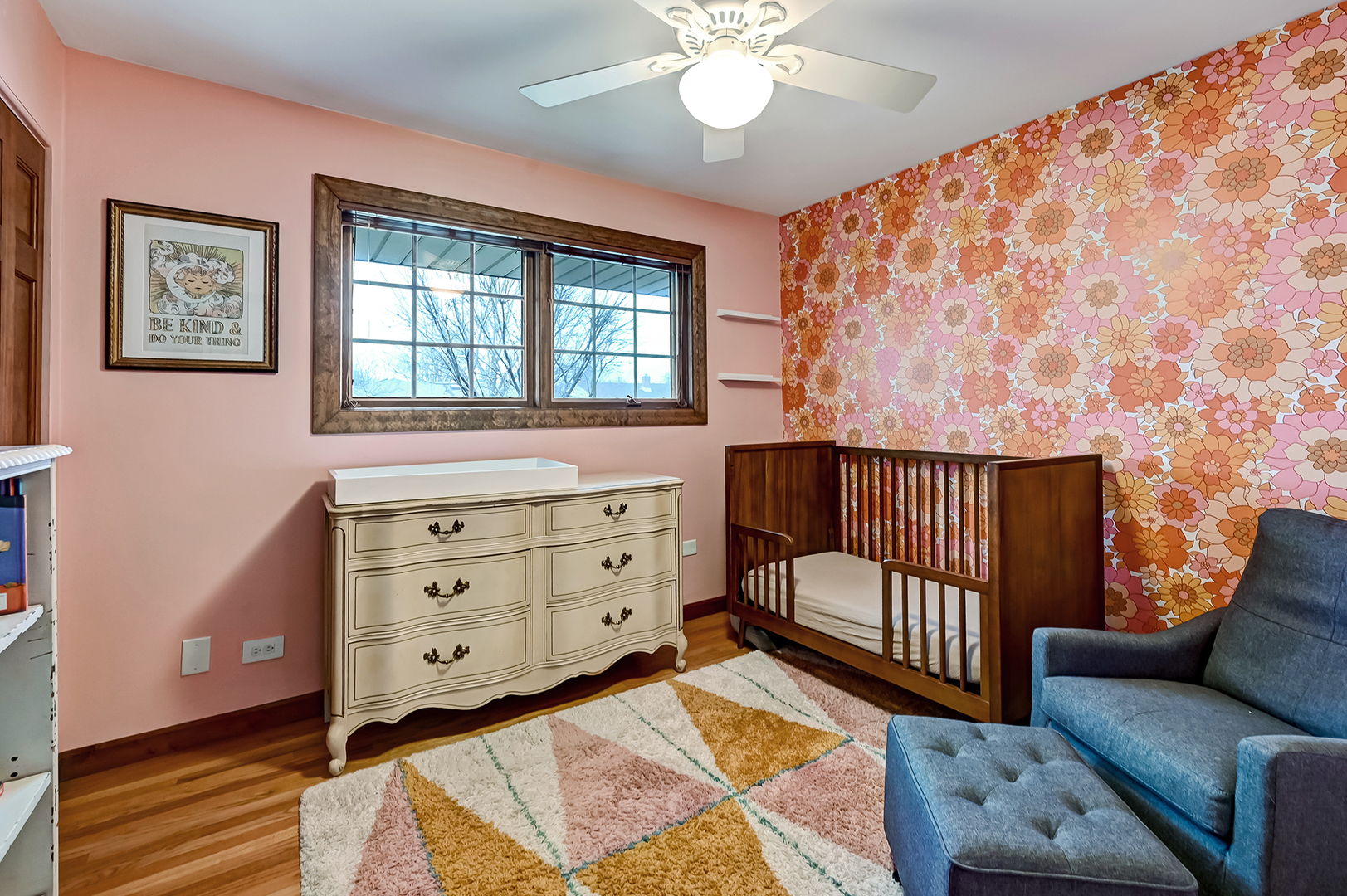 571 Dara James Road, Des Plaines, IL 60016