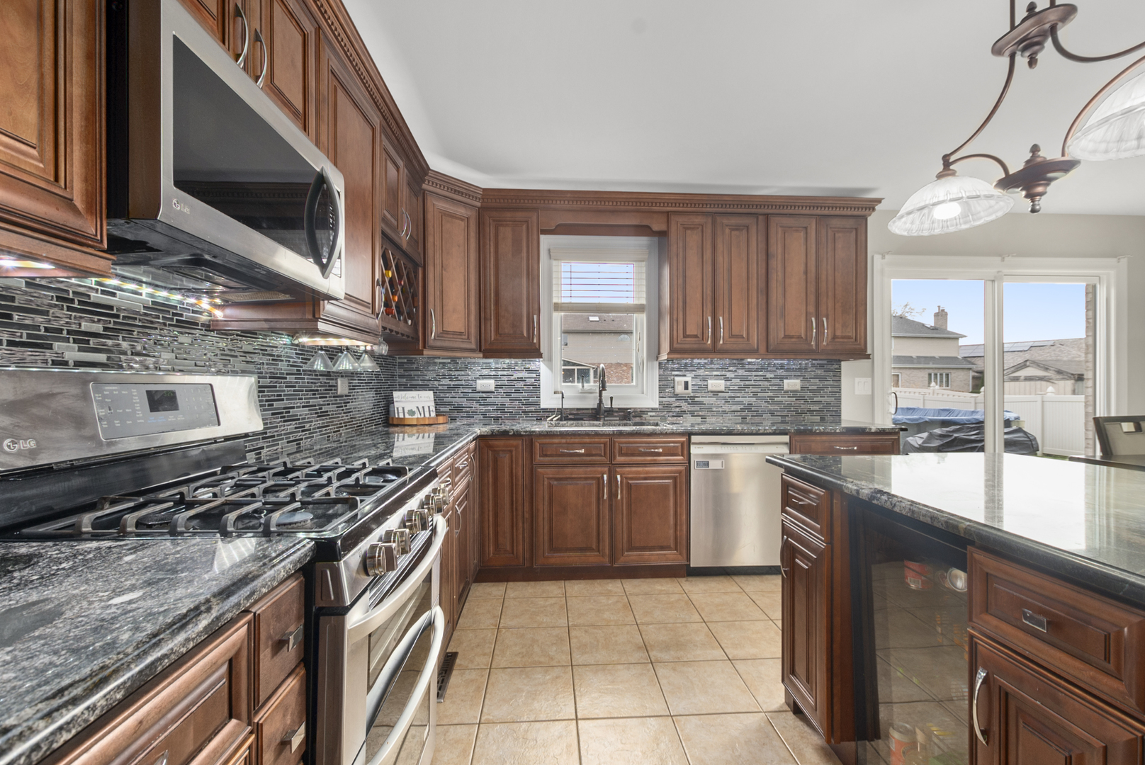 9018 Glenshire Street, Tinley Park, IL 60487