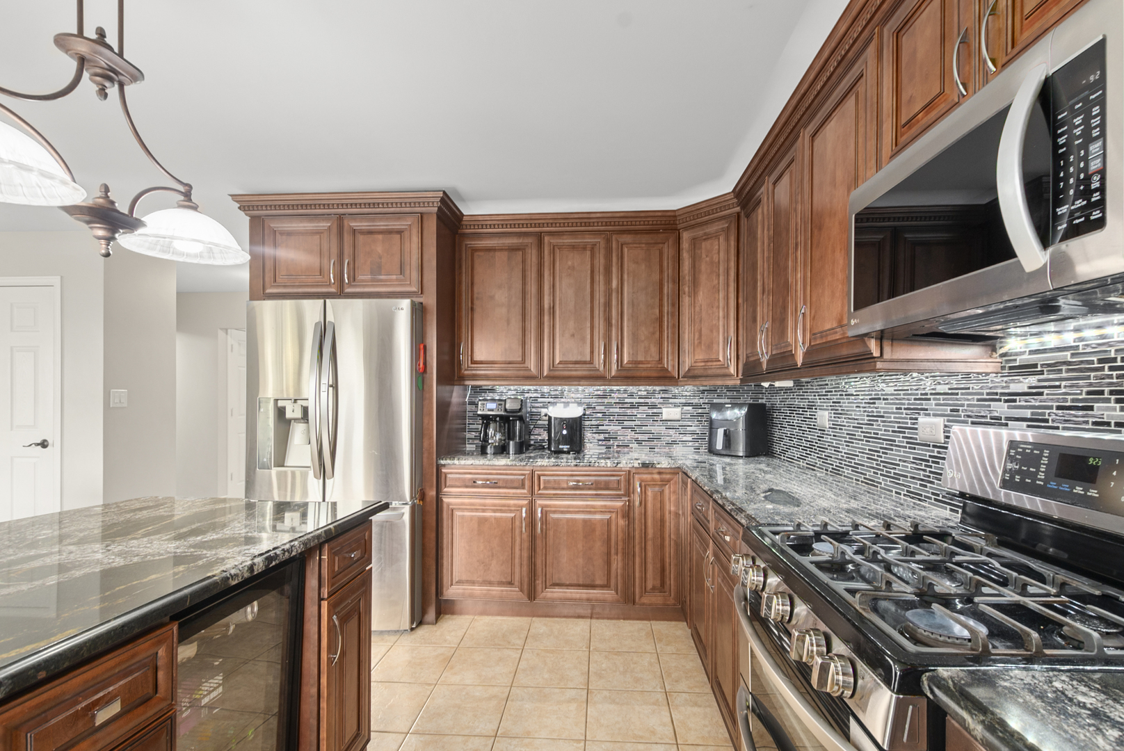 9018 Glenshire Street, Tinley Park, IL 60487