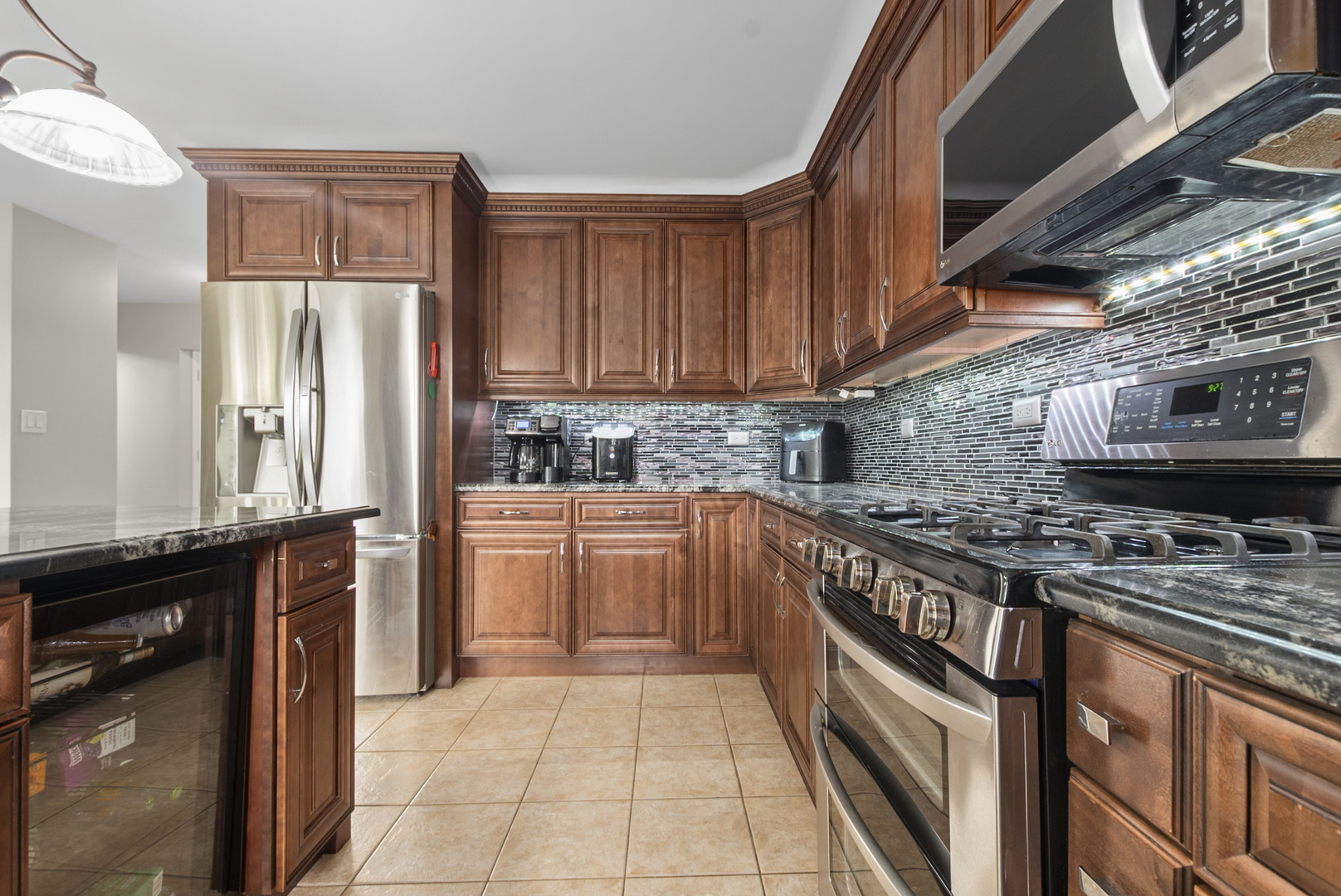 9018 Glenshire Street, Tinley Park, IL 60487