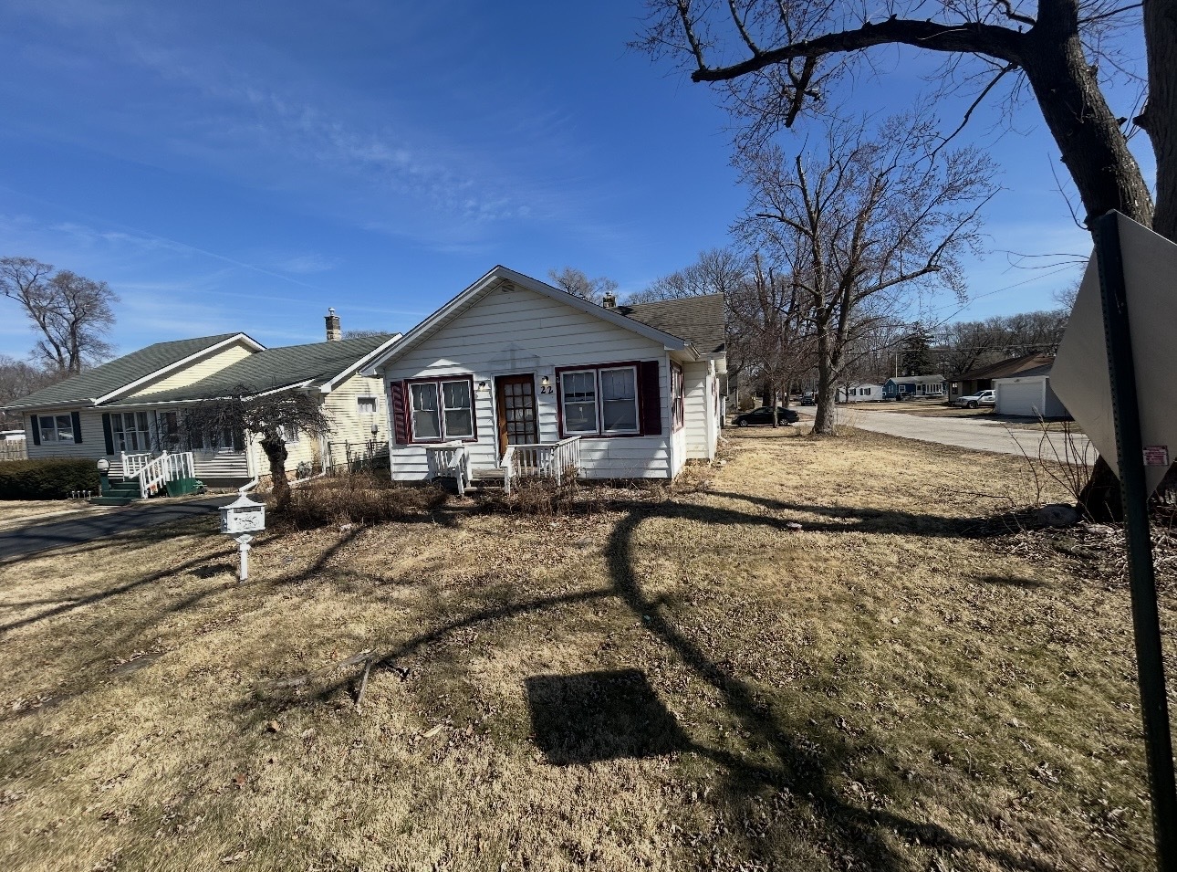 22 Berkley Avenue, Joliet, IL 60433