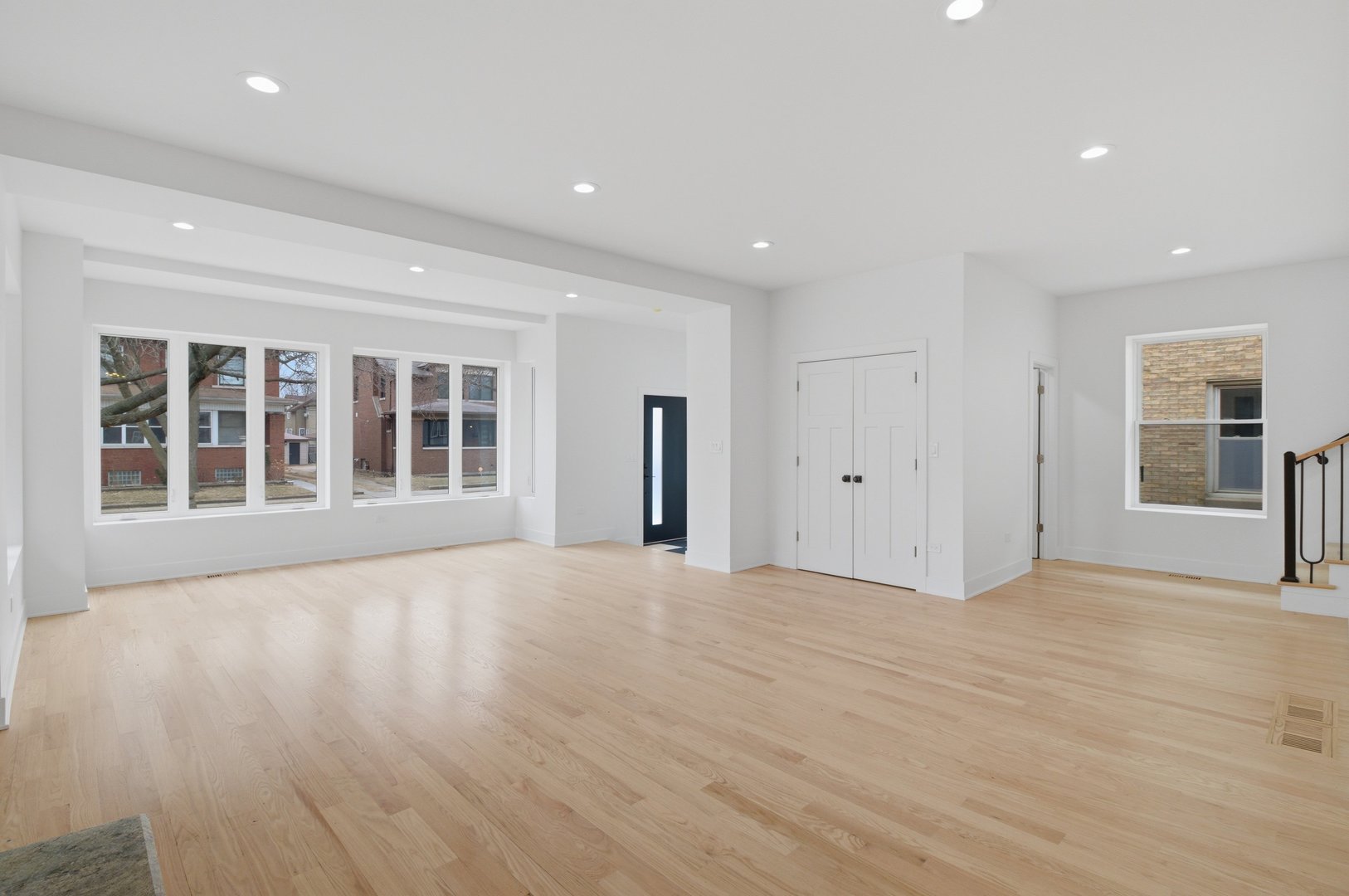 7347 S Merrill Avenue, Chicago, IL 60649